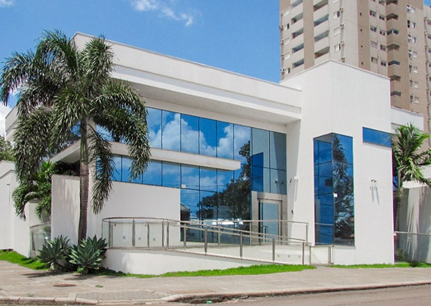 fachada-min